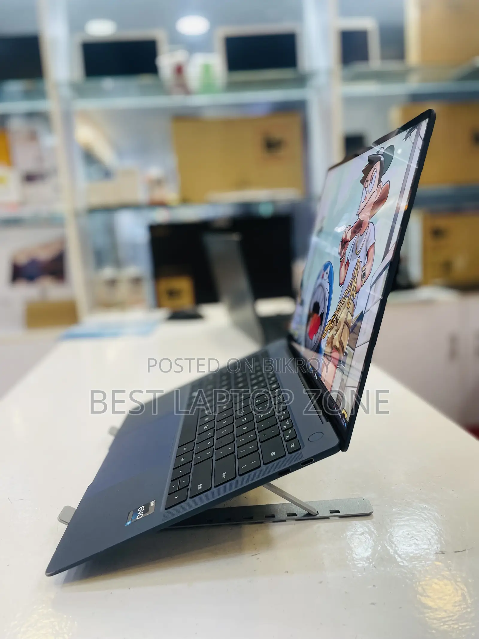 Huawei Laptop 16GB Intel Core I7 1TB SSD