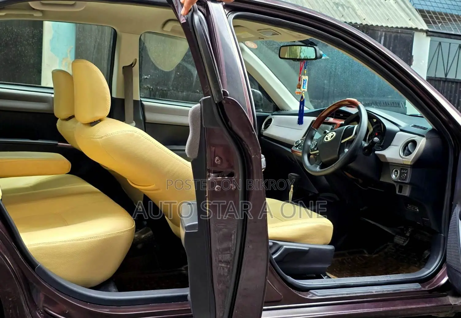 Toyota Axio 1.5 G 2WD 2012 Maroon