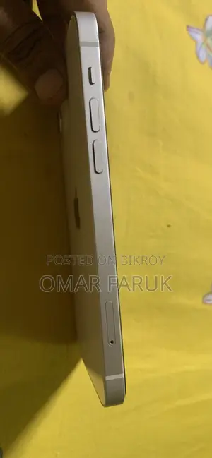 অ্যাপল আইফোন ১২ ১২৮ জিবি হোয়াইট