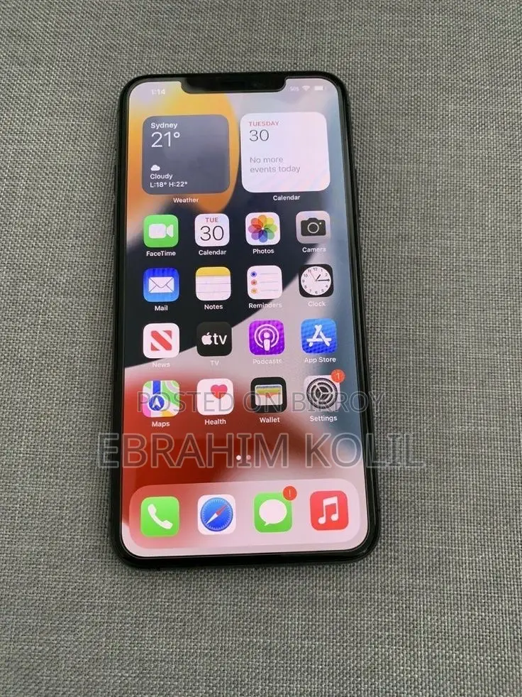 Apple iPhone 11 Pro Max 64 GB Gold