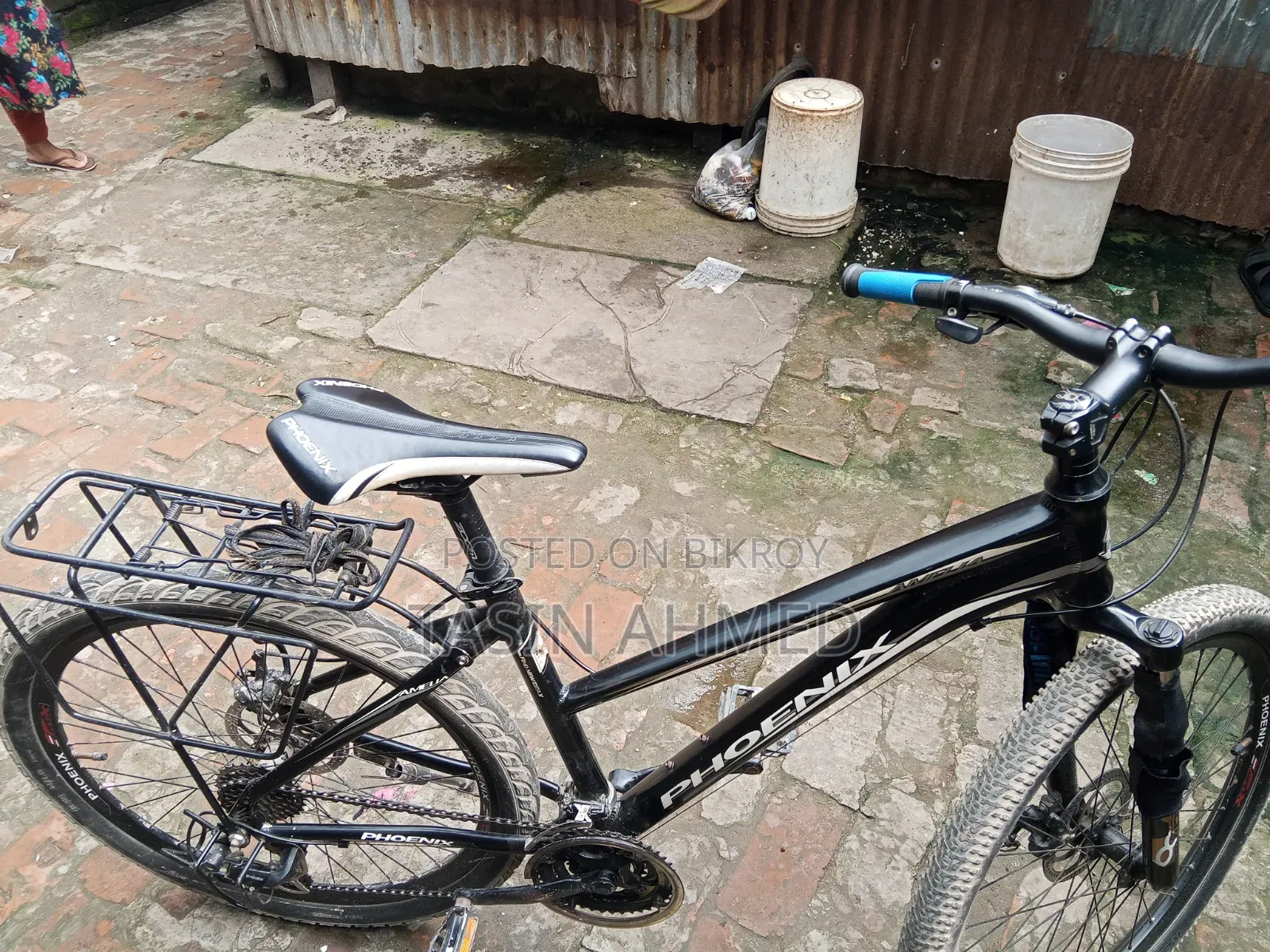 Original Phonix taken from showroom, will sell as I need money