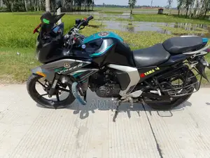 ইয়ামাহা ওয়াইজেএফ-আর ২০২৪ ব্ল্যাক