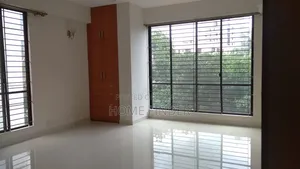 গুলশানে ৪ বেডরুমের অ্যাপার্টমেন্ট ভাড়ার জন্য