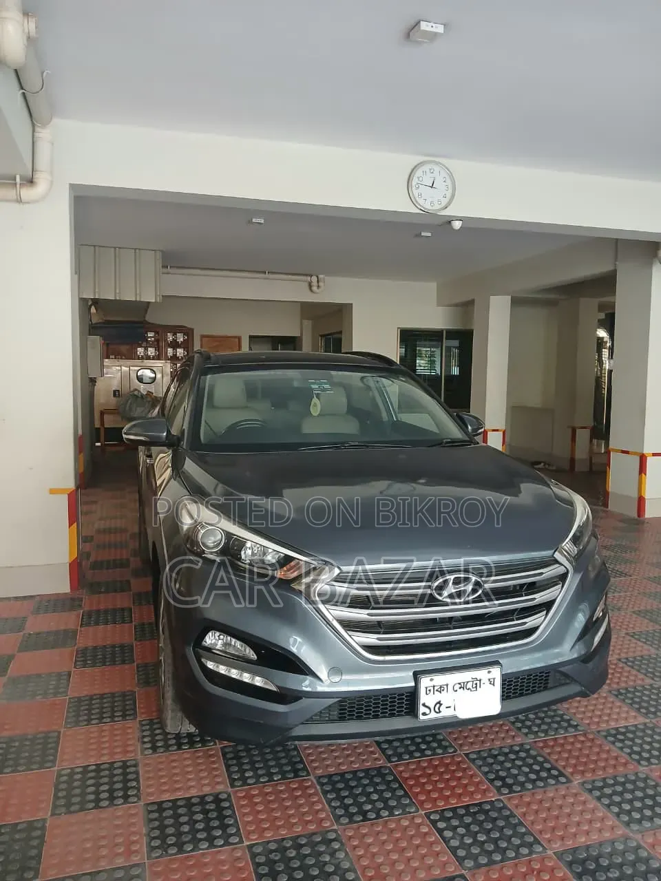 Hyundai Tucson Limited Front-Wheel Drive 2017 Gray