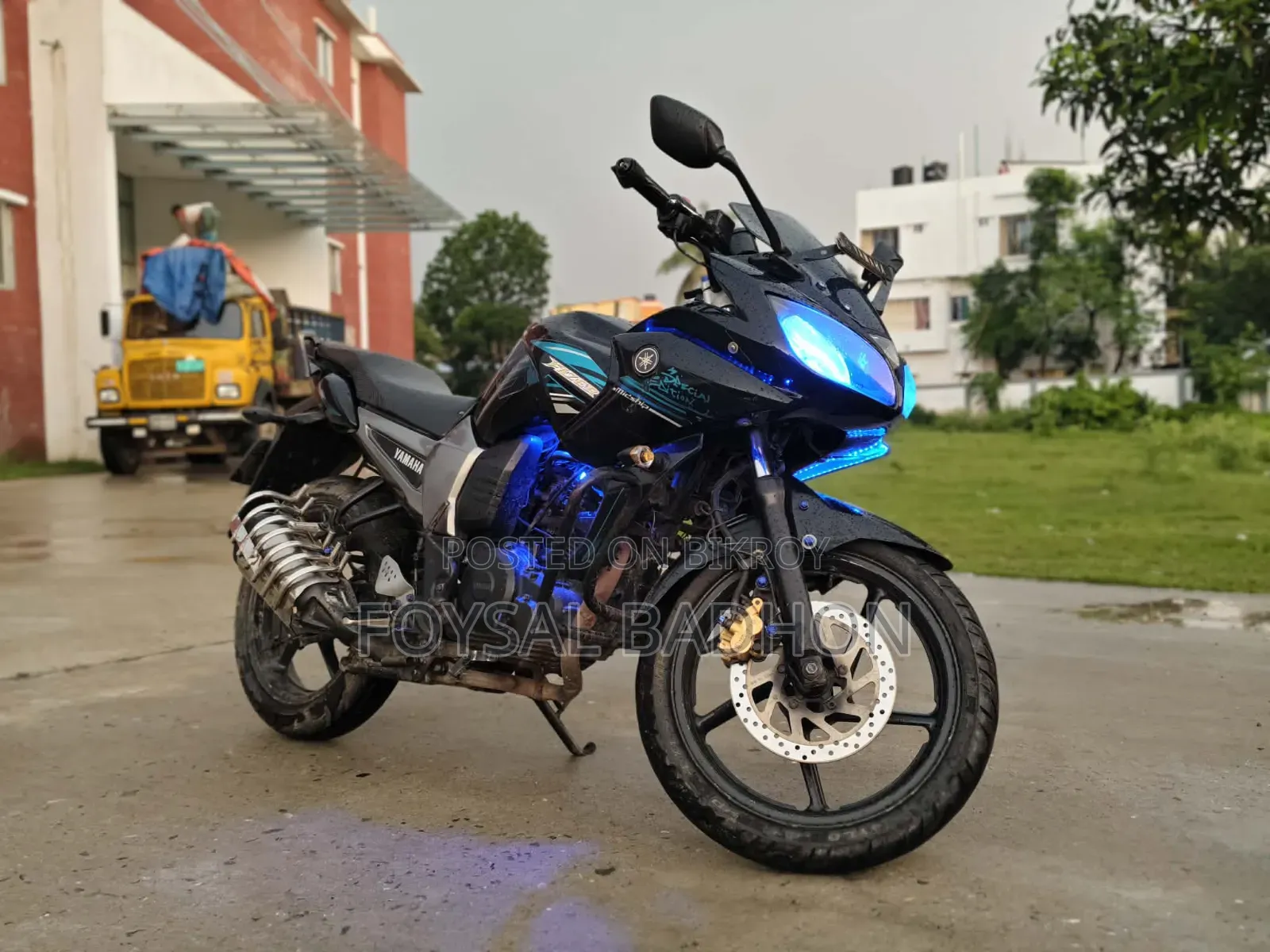 নতুন ইয়ামাহা এফজেডএস ভি৩ ২০১৫ ব্ল্যাক