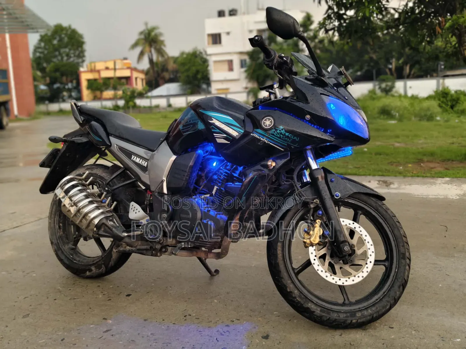 নতুন ইয়ামাহা এফজেডএস ভি৩ ২০১৫ ব্ল্যাক