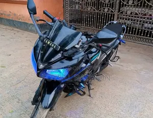 নতুন ইয়ামাহা এফজেডএস ভি৩ ২০১৫ ব্ল্যাক