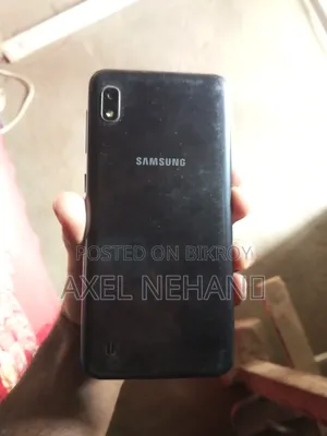 Samsung A10 32 GB Black