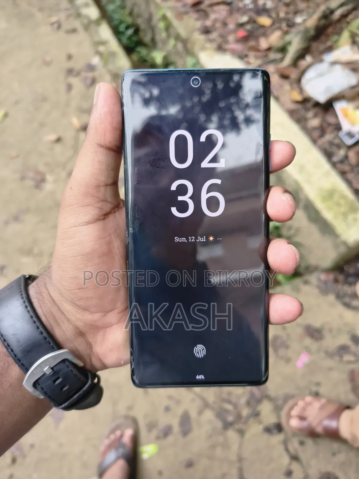 মোটর চলা এজ ৫০ ফিউশন ২৫৬ জিবি নীল