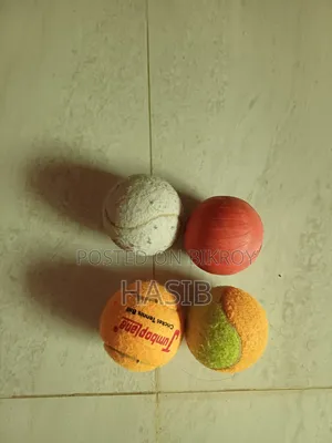 Cricket Ball (Tape Tennis)