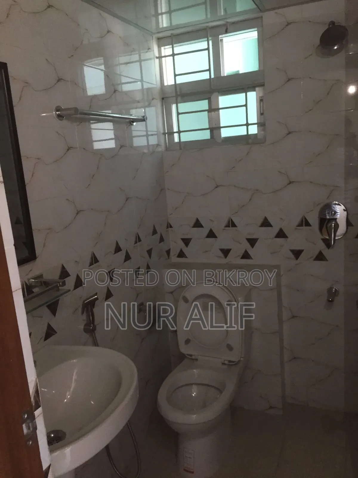 3-Bedroom Apartment in Seltech Enclave, Malibag for sale