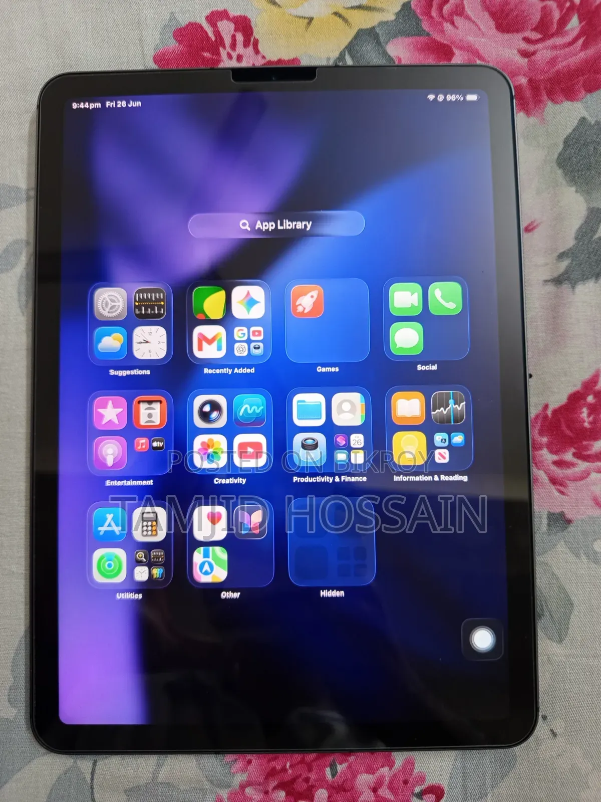 Apple iPad Air 64 GB Gray