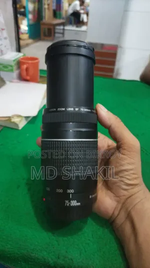 Canon 75-300 Mm Zoom Lens