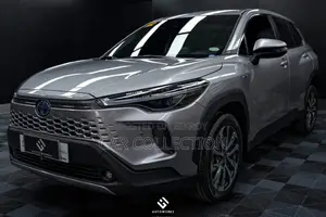 নিউ টয়োটা করোল্লা ক্রস ২০২৫ গ্রে