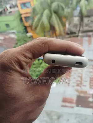 Nokia 150 Red