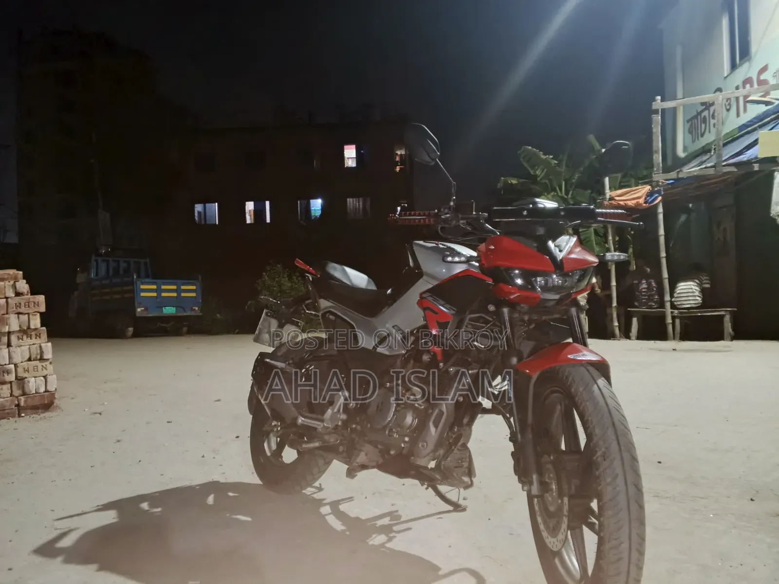 Hero Xtreme 125R 2025 Red