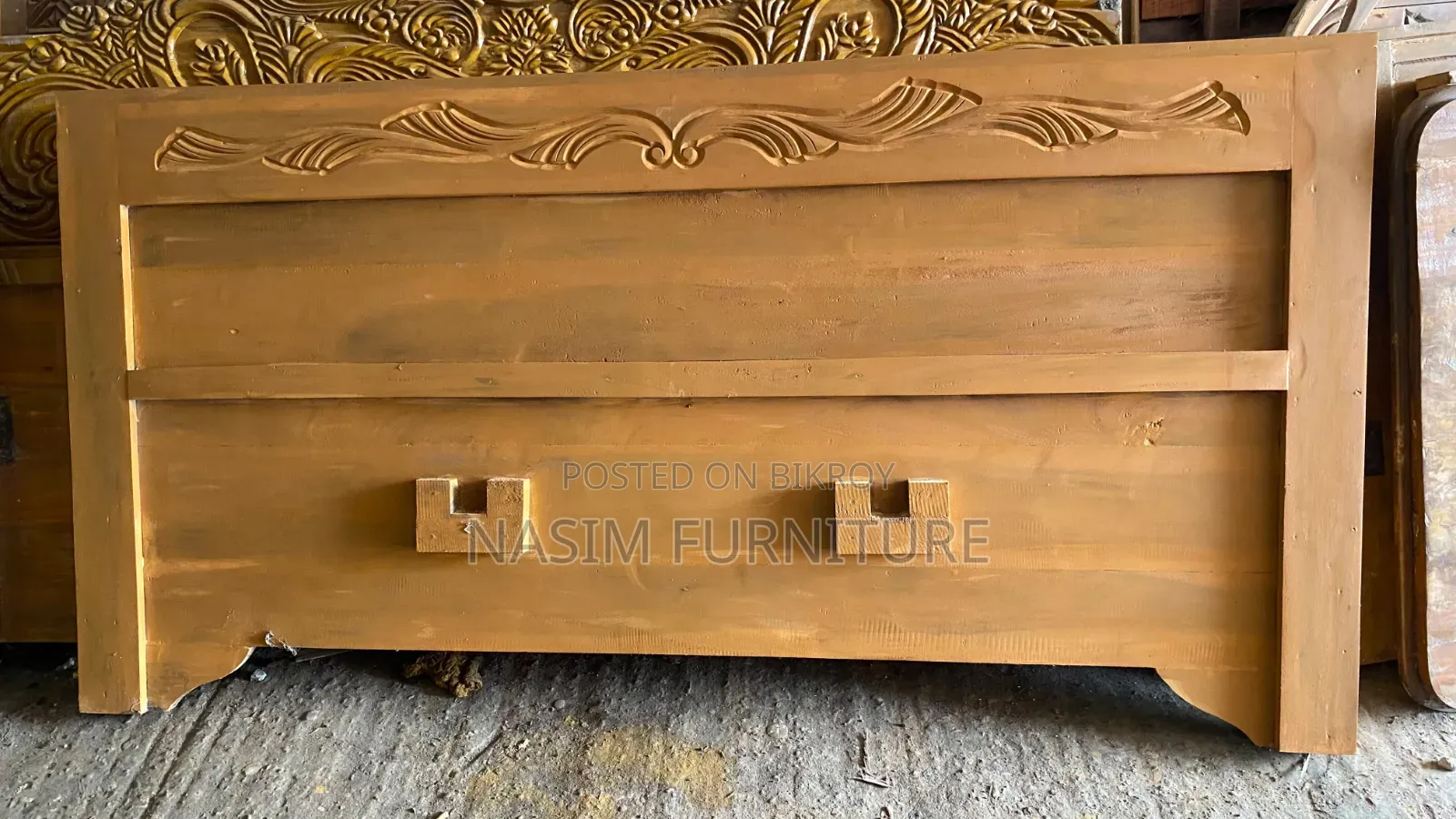 Old Palong Akashia Wood Bed
