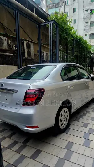 Toyota Axio 2021 Silver