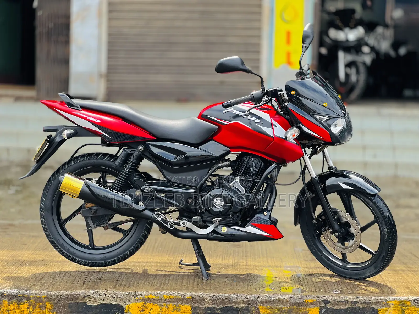 Bajaj Pulsar 150 2014 Red