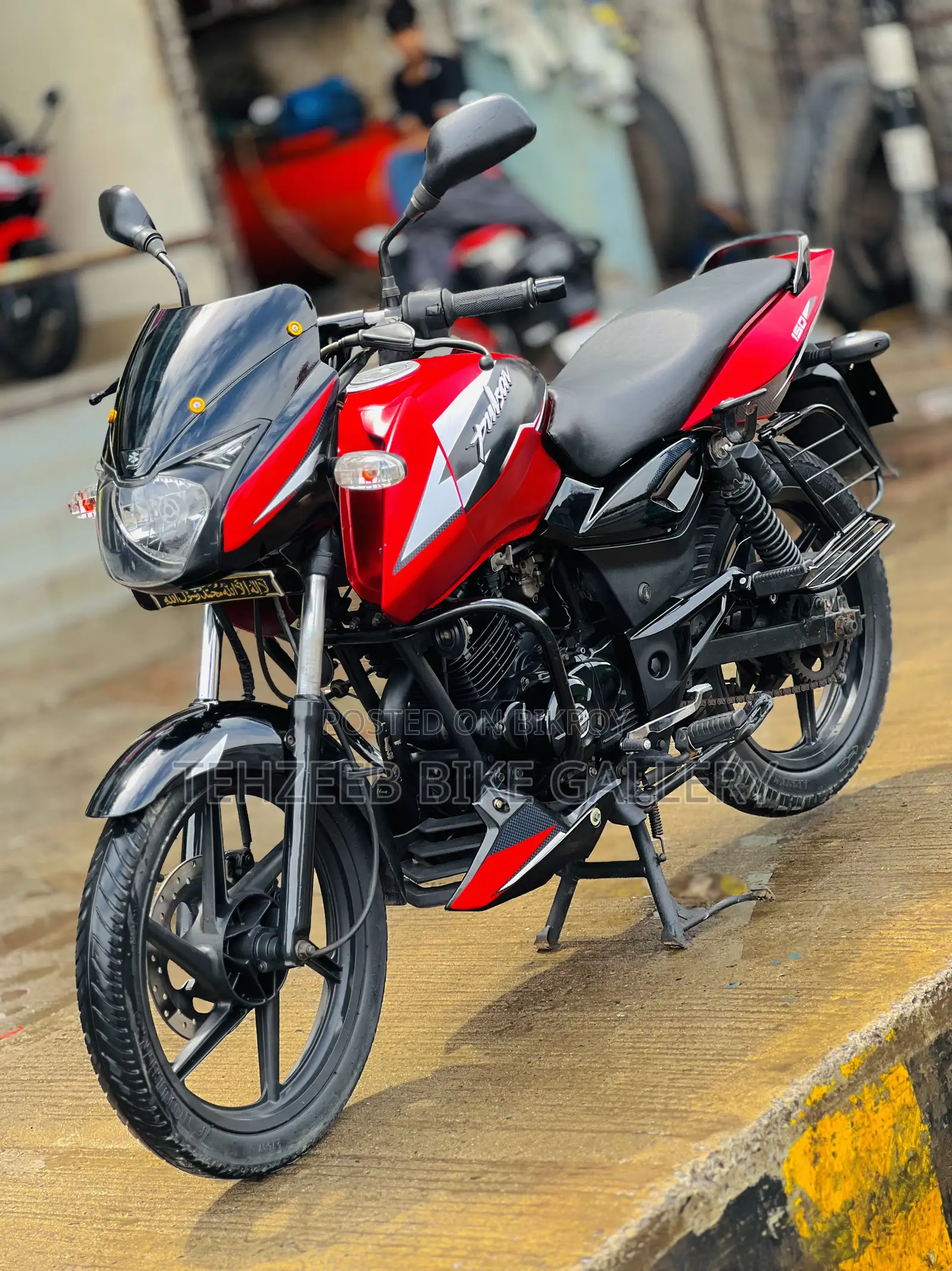 Bajaj Pulsar 150 2014 Red