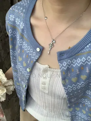 কি থিম লকেট। ২ বছরের রঙের নিশ্চয়তা।