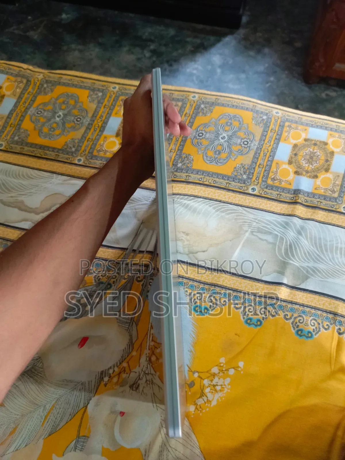 ল্যাপটপ মাইক্রোসফট ৮জিবি এএমডি রাইজেন ৭ এসএসডি ২৫৬জিবি