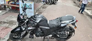 ইয়ামাহা এফজেড ২০২২ ব্ল্যাক