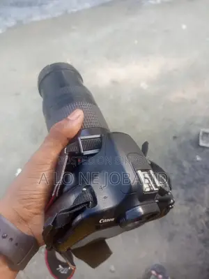 ক্যানন ১২০০ডি ফুল ফ্রেশ কন্ডিশন