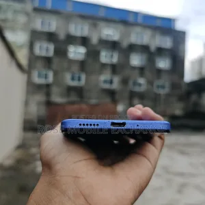 ভিভো আইকিউও ১২৮ জিবি ব্লু