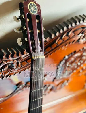 ইয়ামাহা সি৭০ ক্লাসিক্যাল গিটার