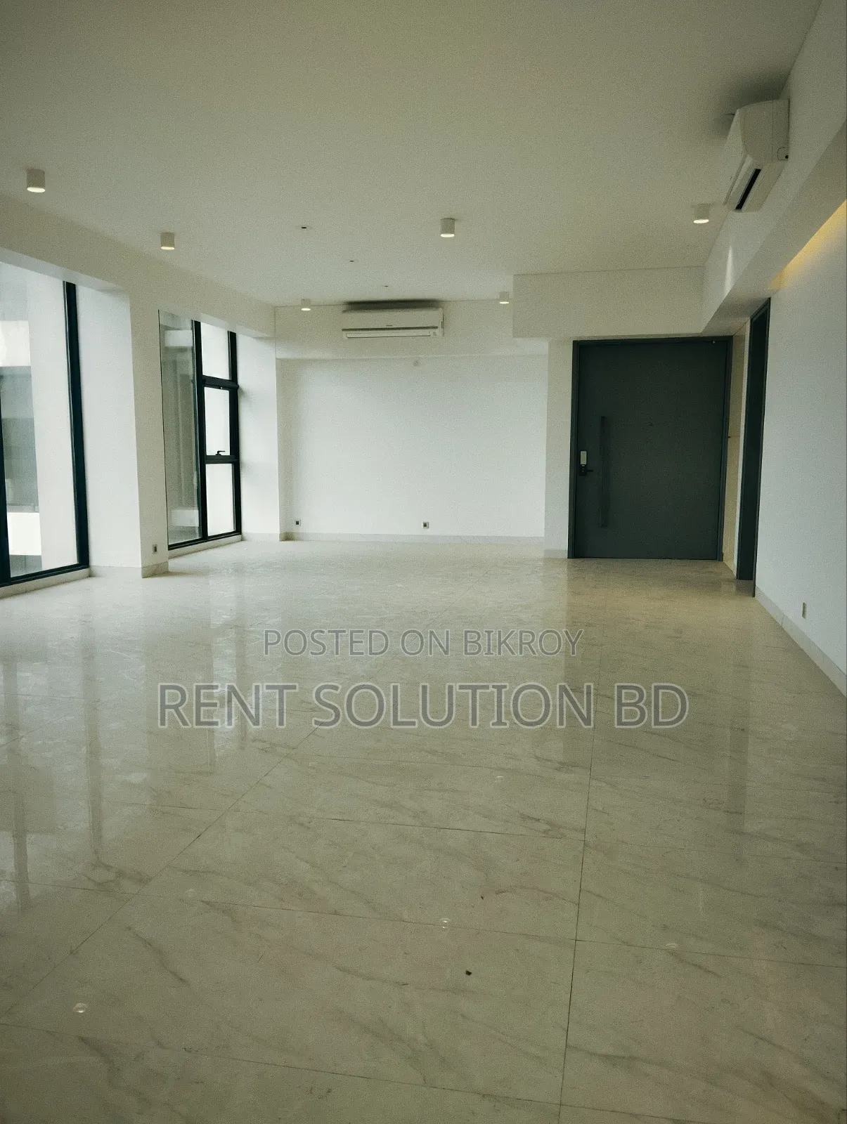 4bdrm Apartment in Gulshan for Sale