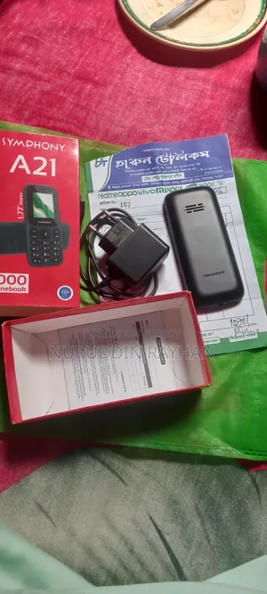 New Symphony 4 GB Black