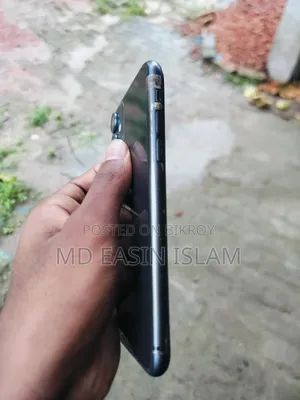 Apple iPhone 11 64 GB Black