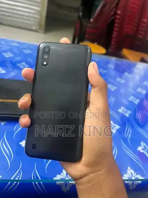 স্যামসাং গ্যালাক্সি এম০১ ৩২ জিবি কালো