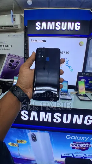 স্যামসাং গ্যালাক্সি এম৩১ ৬৪ জিবি ব্ল্যাক