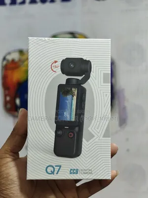 Q7 Digital Camera