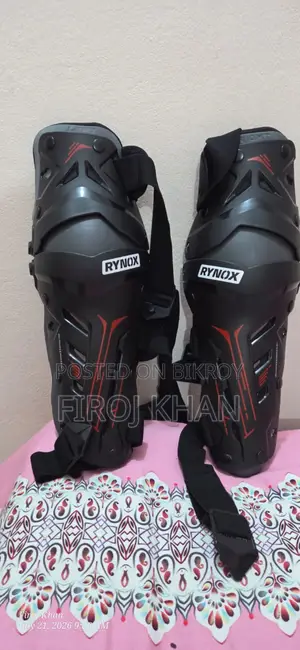 Rynox Bastion Bionic Knee Guards