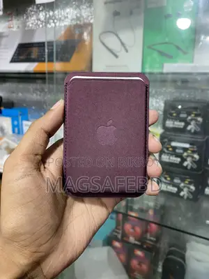 FineWoven MagSafe Wallet