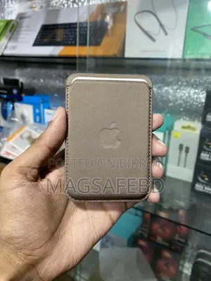 FineWoven MagSafe Wallet