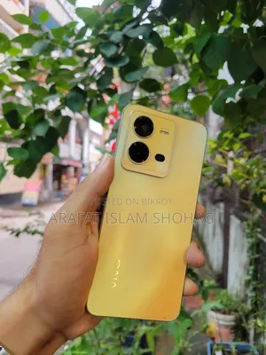 Vivo V25e 128 GB Gold