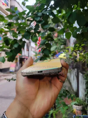 Vivo V25e 128 GB Gold
