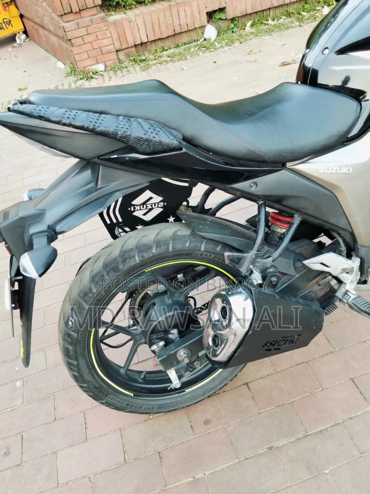 Suzuki 2023 Black