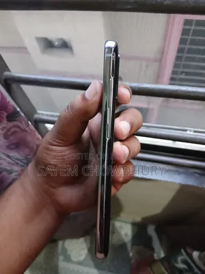 স্যামসাং গ্যালাক্সি এস২০ ১২৮ জিবি ব্ল্যাক