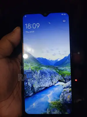 Vivo Y12 64 GB Blue