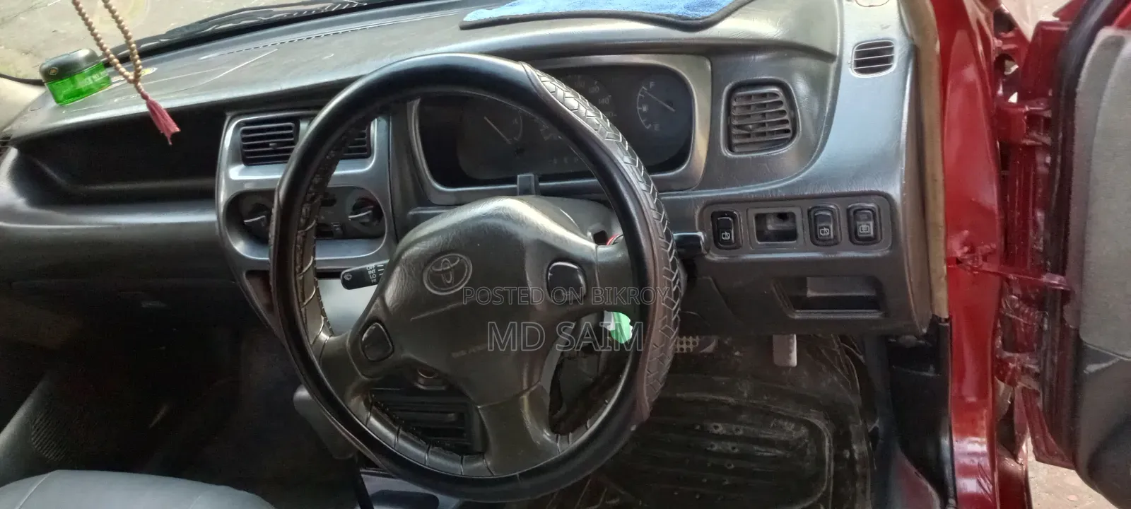 Toyota Duet 2003 Red