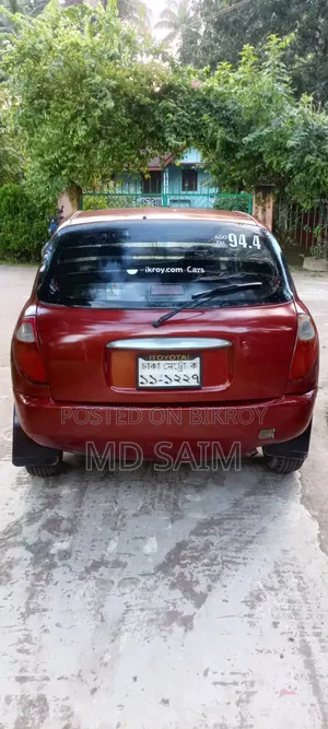 Toyota Duet 2003 Red