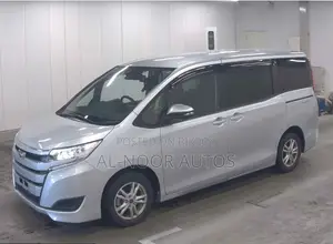 Toyota Noah 2021 Silver