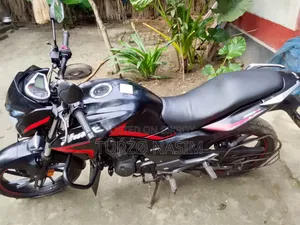 Hero Hunk 2021 Black