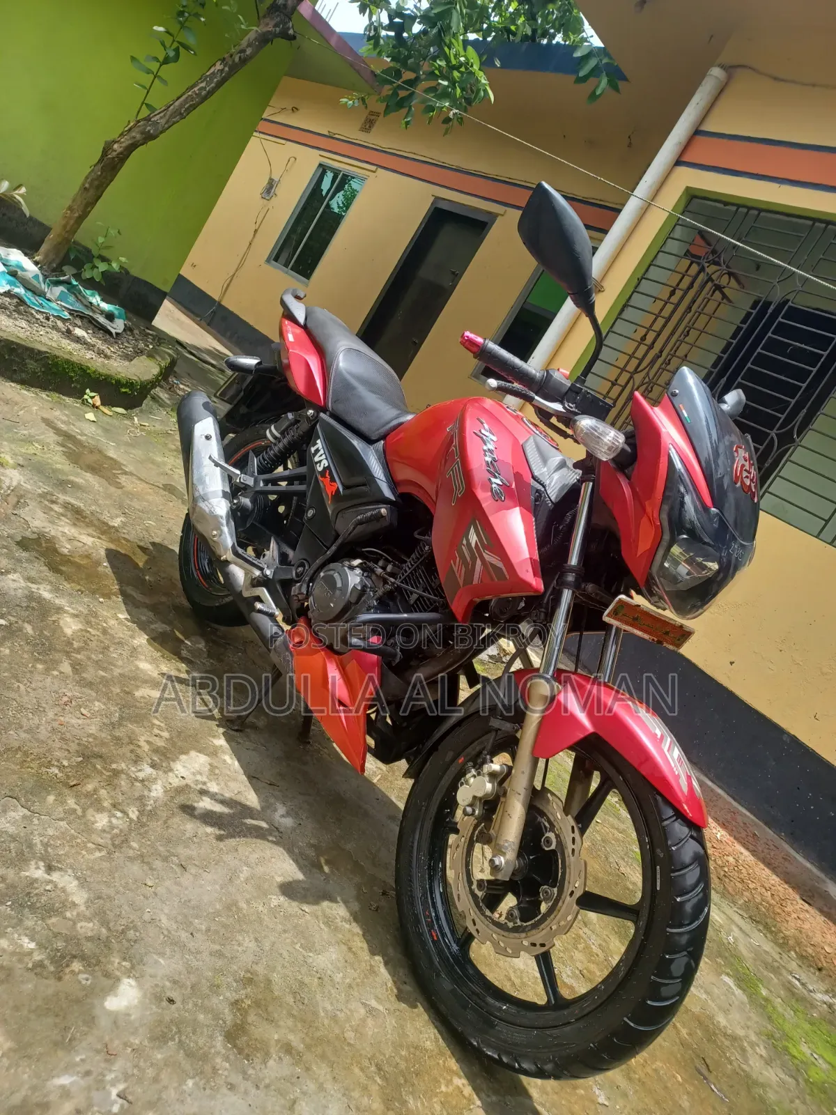 TVS Apache RTR 160 2V 2018 Red