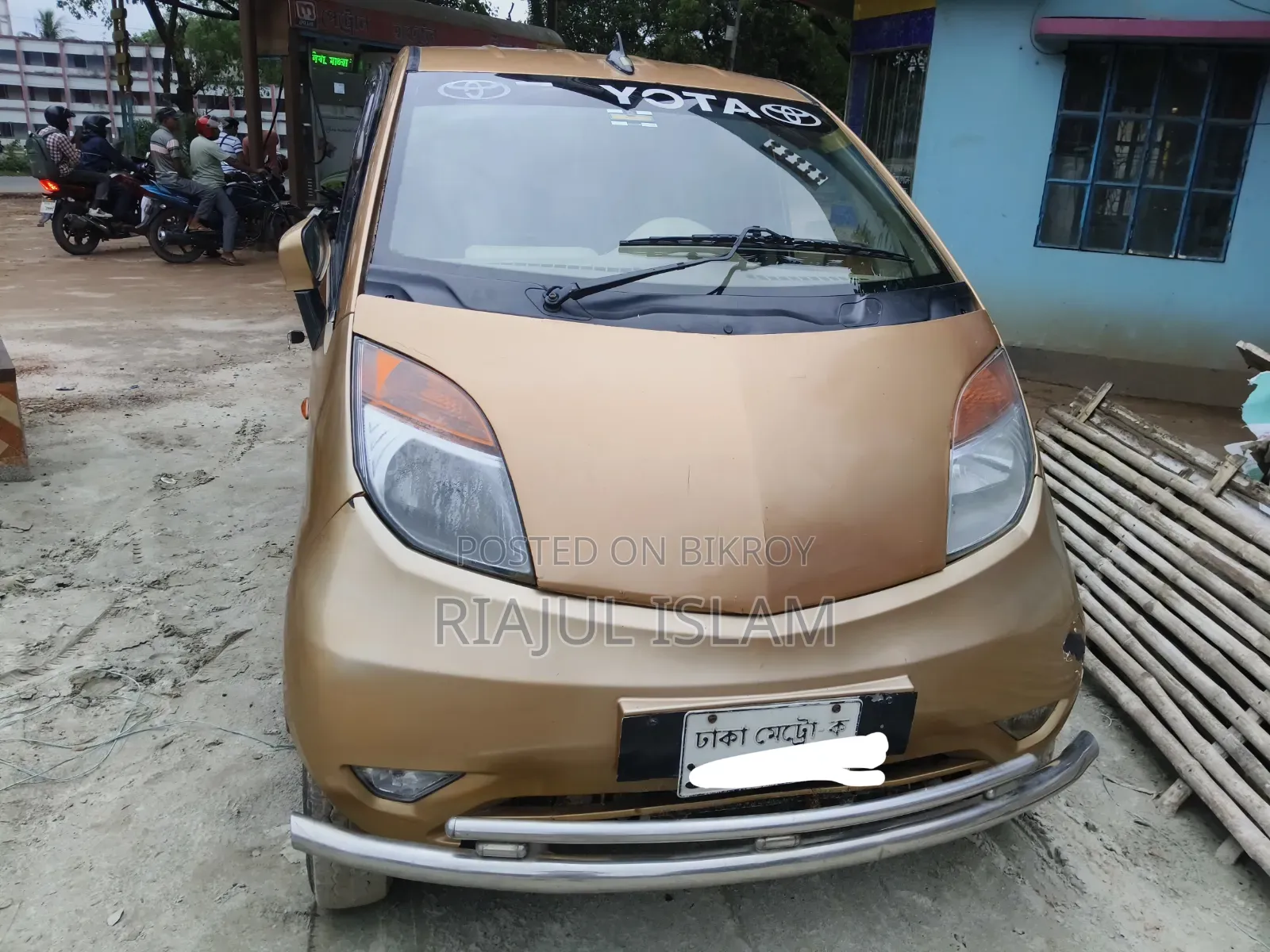 Tata Nano 2015 Gold